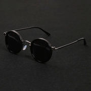 Schwarz / Schwarz